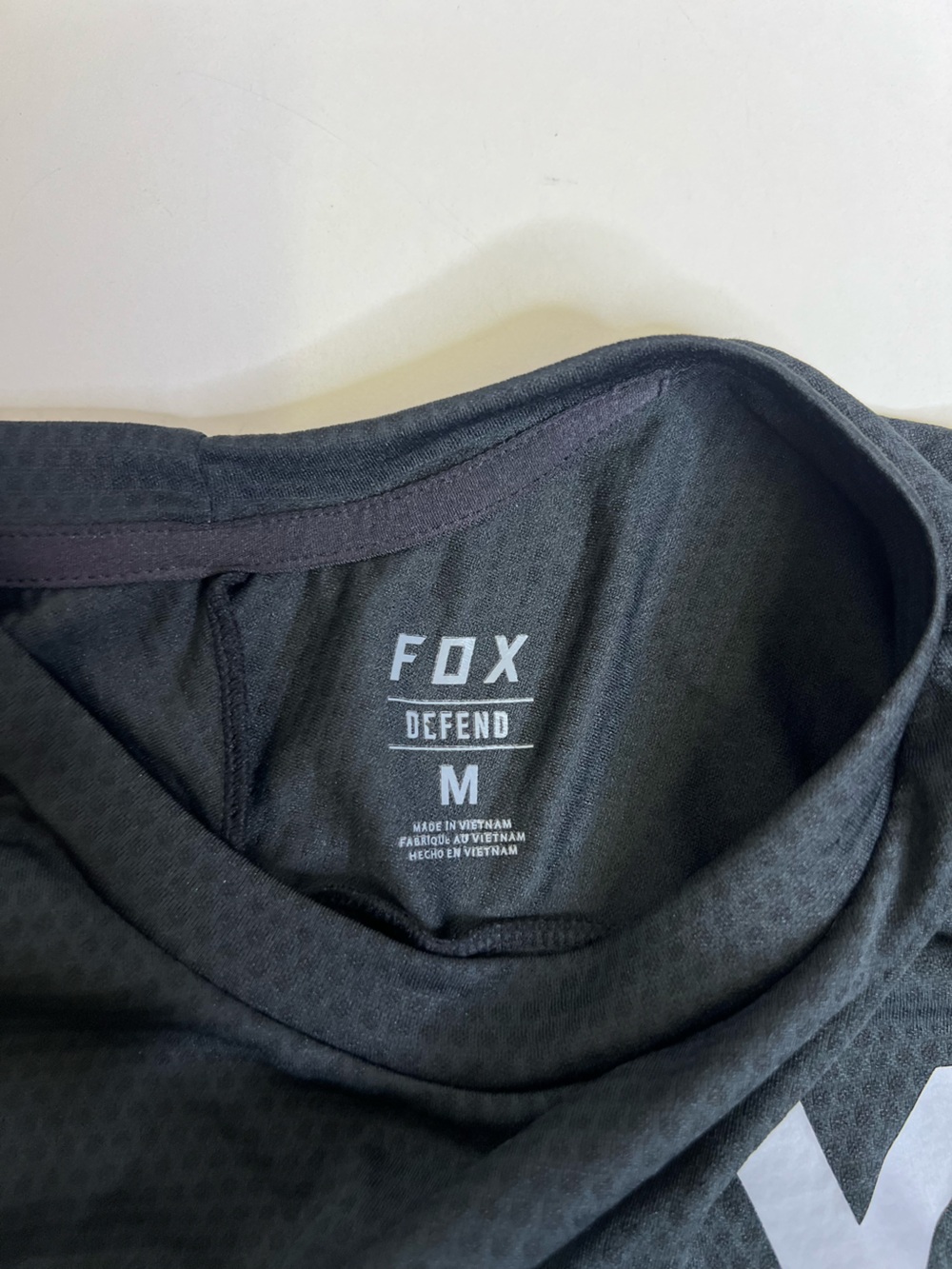 Fox Defend Men’s Long Sleeve Jersey Black with Gray Logo - Size Medium - Picture 3 of 8